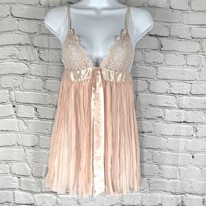 Victoria’s Secret chemise lace pink size small